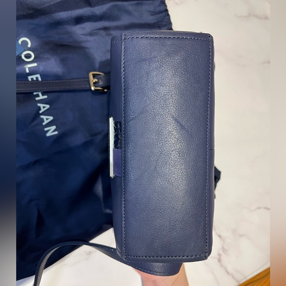 NEW Cole Haan Mini Crossbody Bag- Navy (leather and suede)- Amazing condition! - Picture 7 of 8